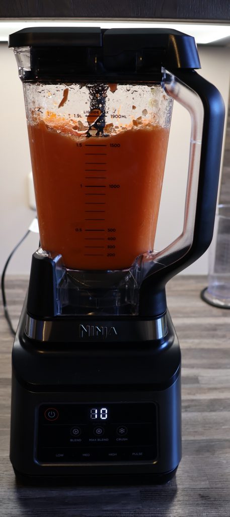 Ninja BN750EU Standmixer in Aktion