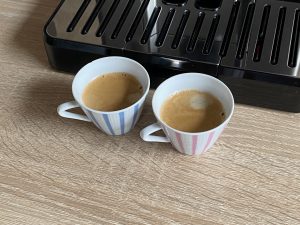 DeLonghi Eletta Explore Cold Brew ECAM450-86-T Kafeevollautomat Espresso fertig