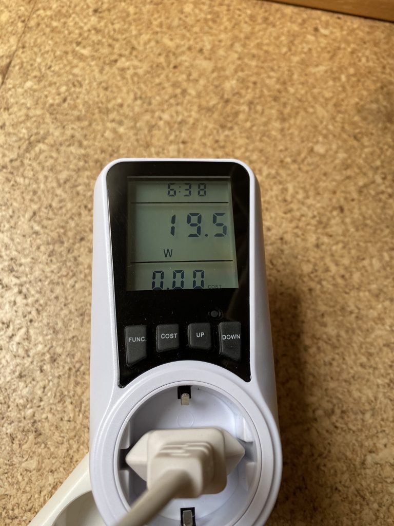 AEG APO50371DG PURE 5000 Luftreiniger Stromverbrauch höchste Stufe
