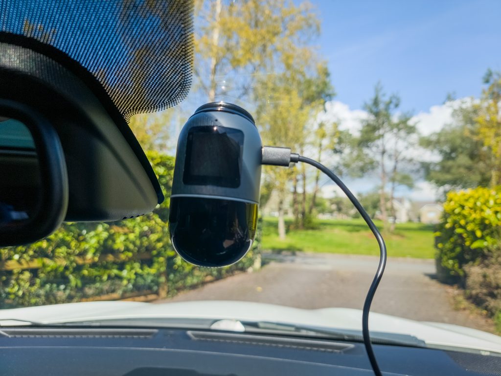 70mai Omni Dashcam an der Windsch
