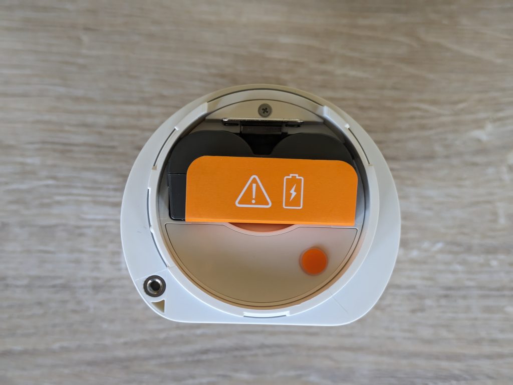 Akkufach der Ring Stick Up Cam Pro Überwachungskamera mit Akku