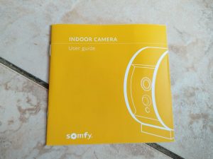 Anleitung der Somfy 1401507 Überwachungskamera geschlossen