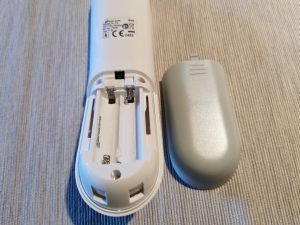 Beurer FT 85 Stirnthermometer Batteriefach geöffnet