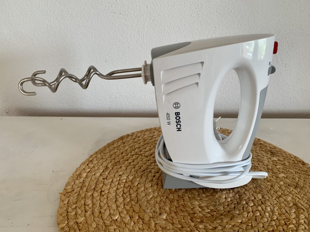 Bosch MFQ3530 Handmixer hochkant stehend