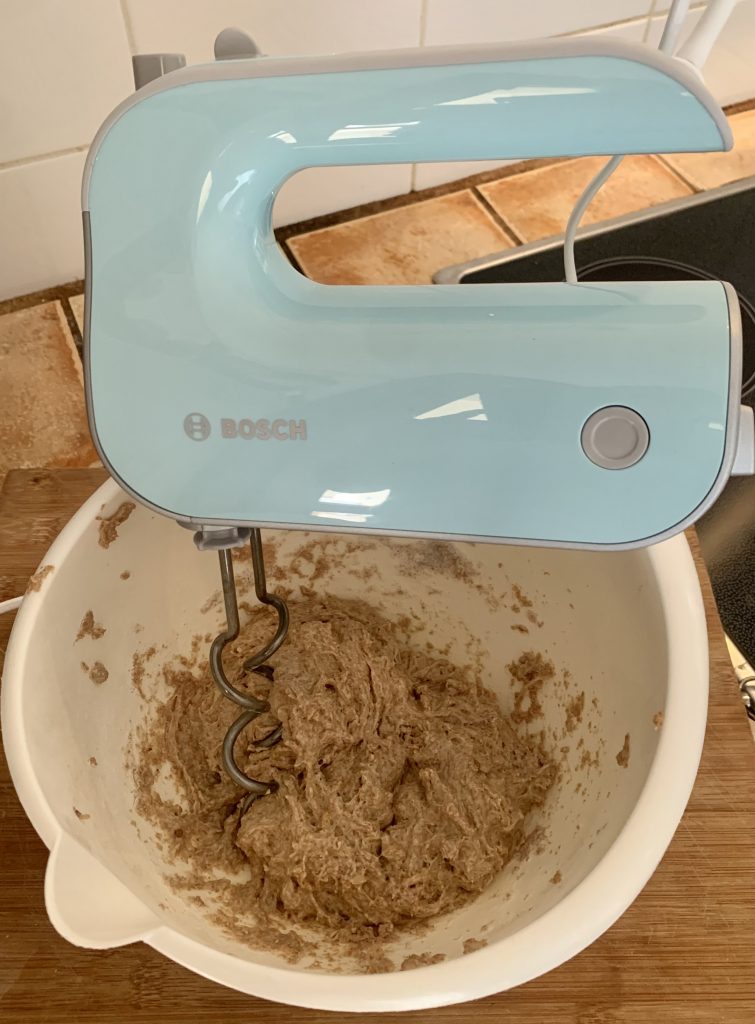 Bosch Styline MFQ40302 Handmixer fertiger Sauerteig