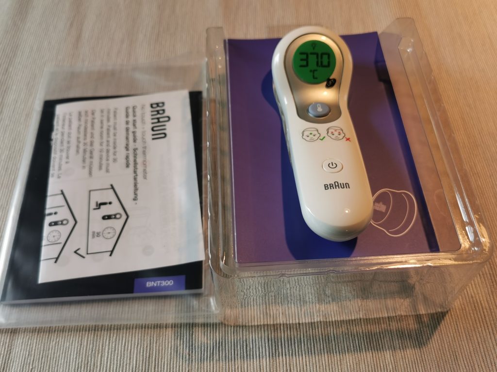 Braun BNT300 Stirnthermometer Innenverpackung geöffnet