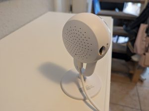 D-Link DCS 8300LHV2 mydlink Überwachungskamera auf Komode v3