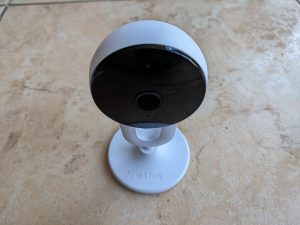 D-Link DCS 8300LHV2 mydlink Überwachungskamera von vorne v2