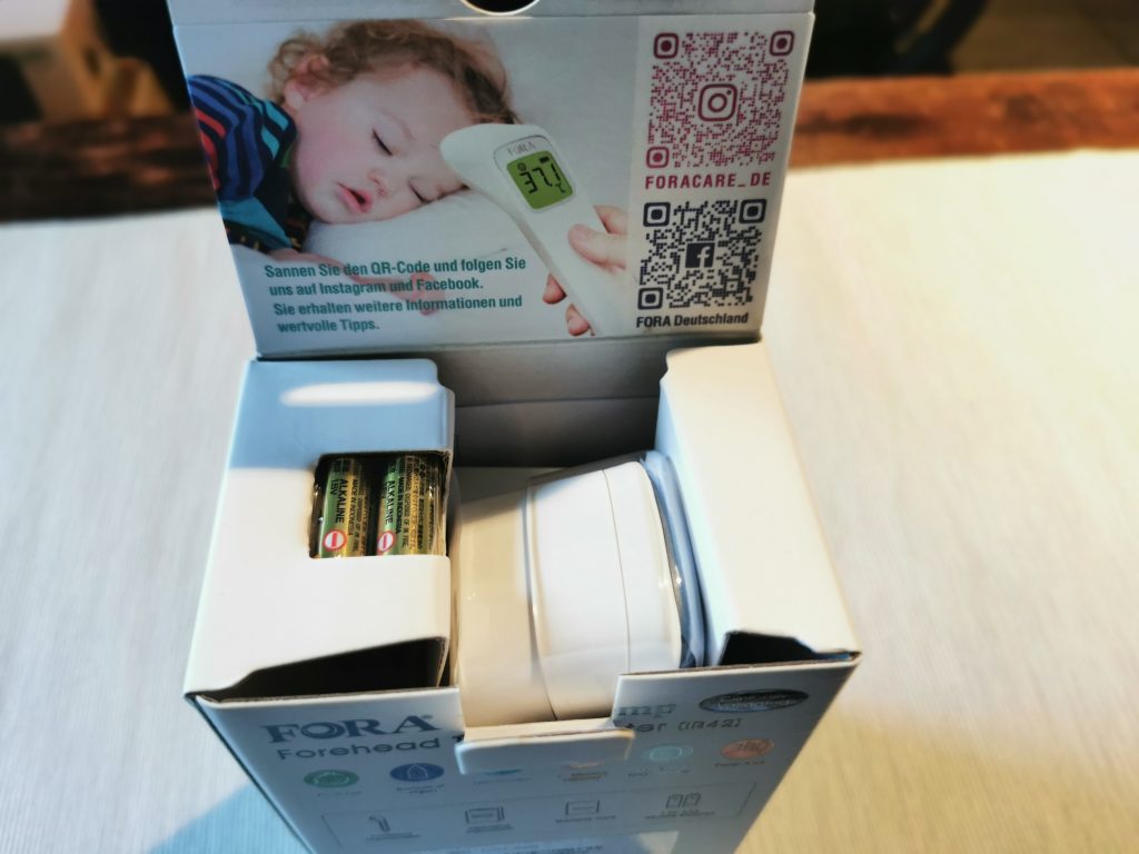 FORA IR42 Stirnthermometer Verpackung geöffnet