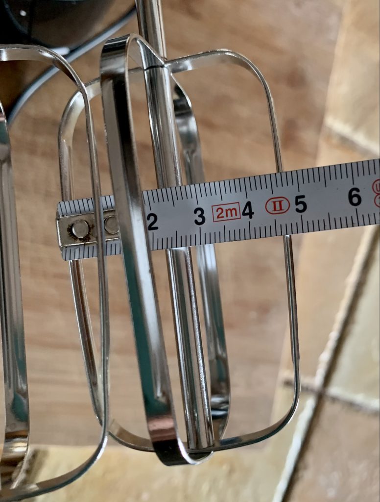 Grundig HM 5040 Handmixer Länge der Knethaken Durchmesser Rührbesen