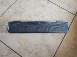 Handballenauflage der Mountain Everest Max Gaming-Tastatur mit Folie