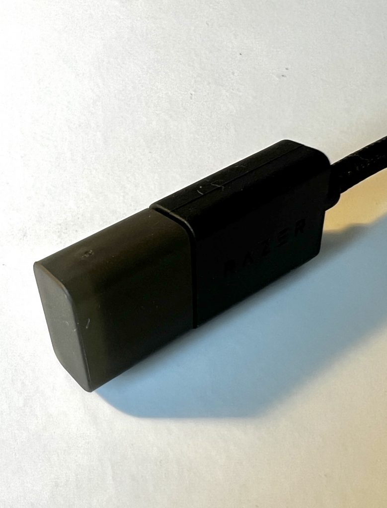 Razer Kraken V3 Headset USB-A-Stecker in Schutzhülle