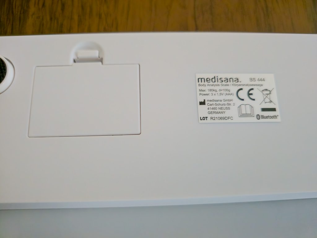 Medisana BS 444 Connect Körperfettwaage Batteriefach