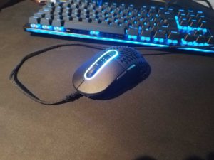 Mountain Makalu 67 Gaming-Maus mit Tastatur