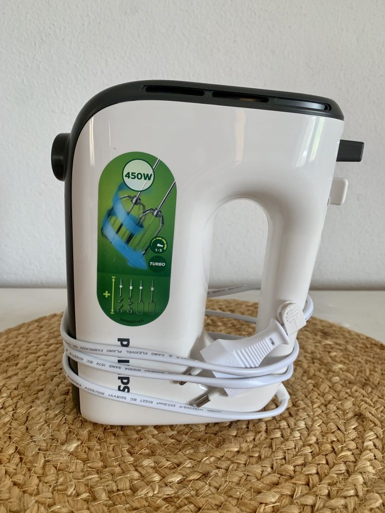 Philips HR3741:00 Handmixer mit aufgewickeltem Kabel
