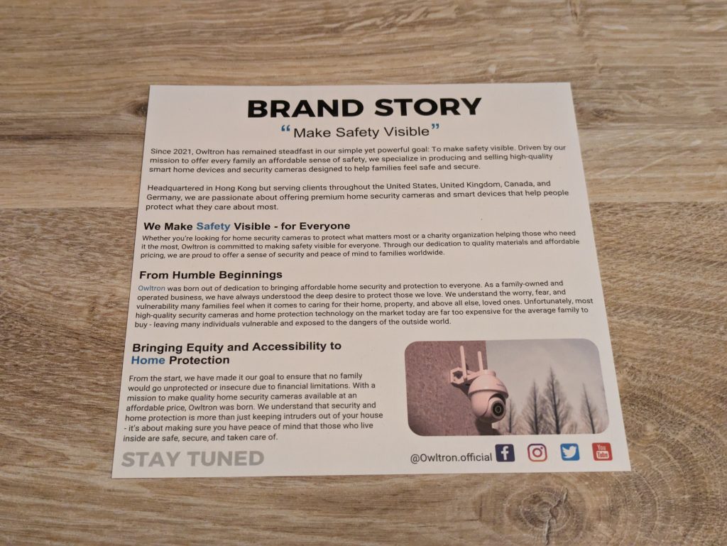 Rückseite der Brandstory der Owltron O1 Überwachungskamera