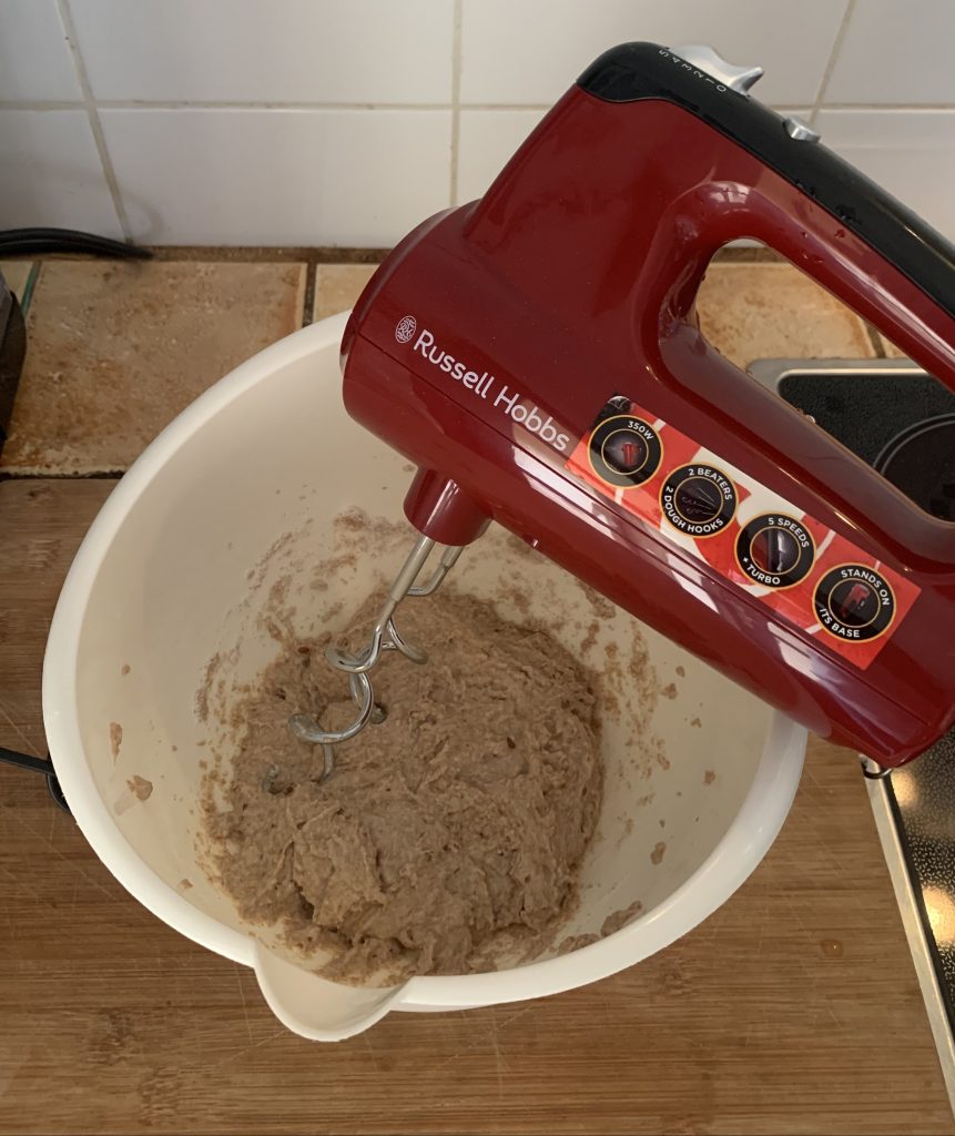 Russell Hobbs 24670-56 Handmixer fertiger Sauerteig