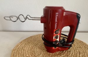 Russell Hobbs 24670-56 Handmixer hochkant stehend
