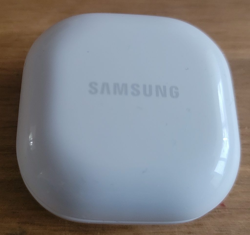 Samsung Galaxy Buds 2 Kopfhörer Ladeschale von oben