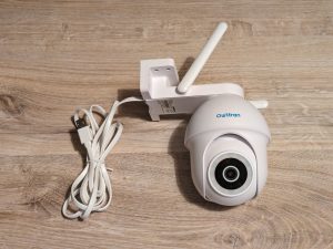 Seitliche Ansicht der Owltron O1 Überwachungskamera