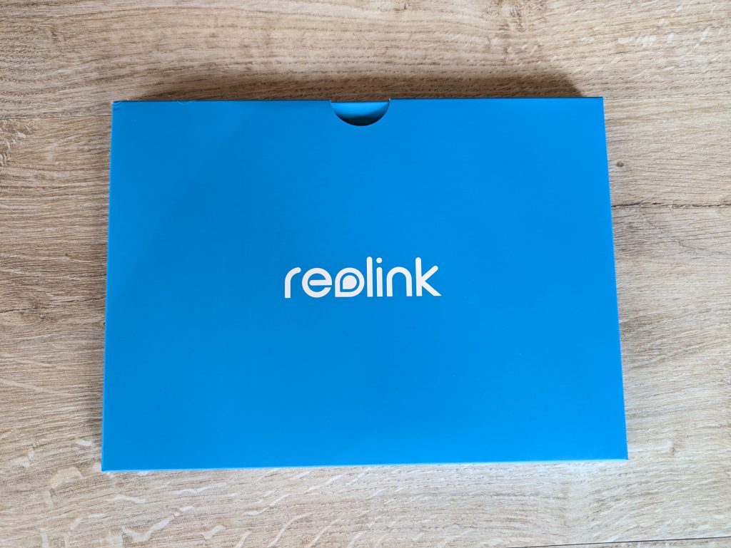 Verpackung der Anleitungen der Reolink Argus PT Ultra Überwachungskamera