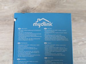 Verpackung der D-Link DCS 8620L Überwachungskamera von links in der Nahansicht zweite Ansicht