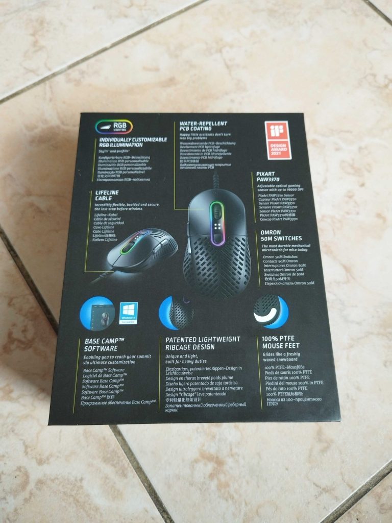 Verpackung der Mountain Makalu 67 Gaming-Maus von unten