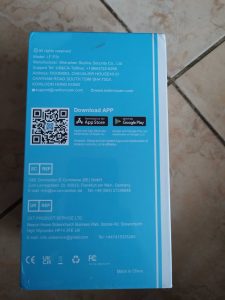 Verpackung der Owltron W1 Überwachungskamera von links