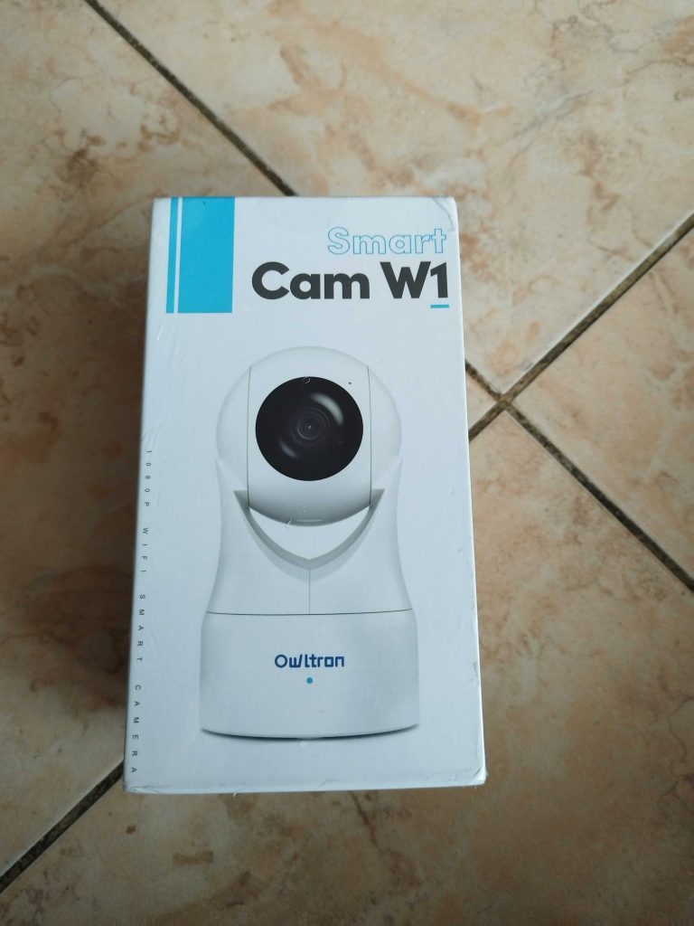 Verpackung der Owltron W1 Überwachungskamera von vorne