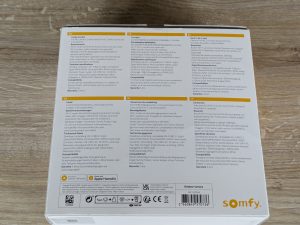 Verpackung der Somfy 2401563 Überwachungskamera von hinten