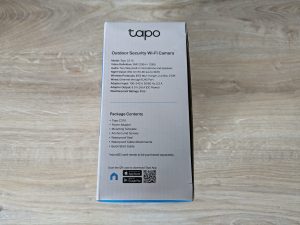 Verpackung der TP-Link Tapo C310 Überwachungskamera von links