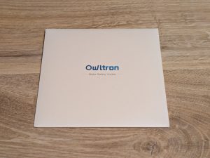 Verpackung zu den Anleitungen der Owltron O1 Überwachungskamera