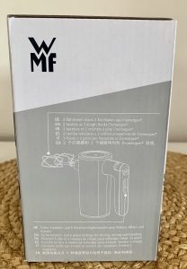 WMF Kult X Edition Handmixer im Karton von der rechten Seite