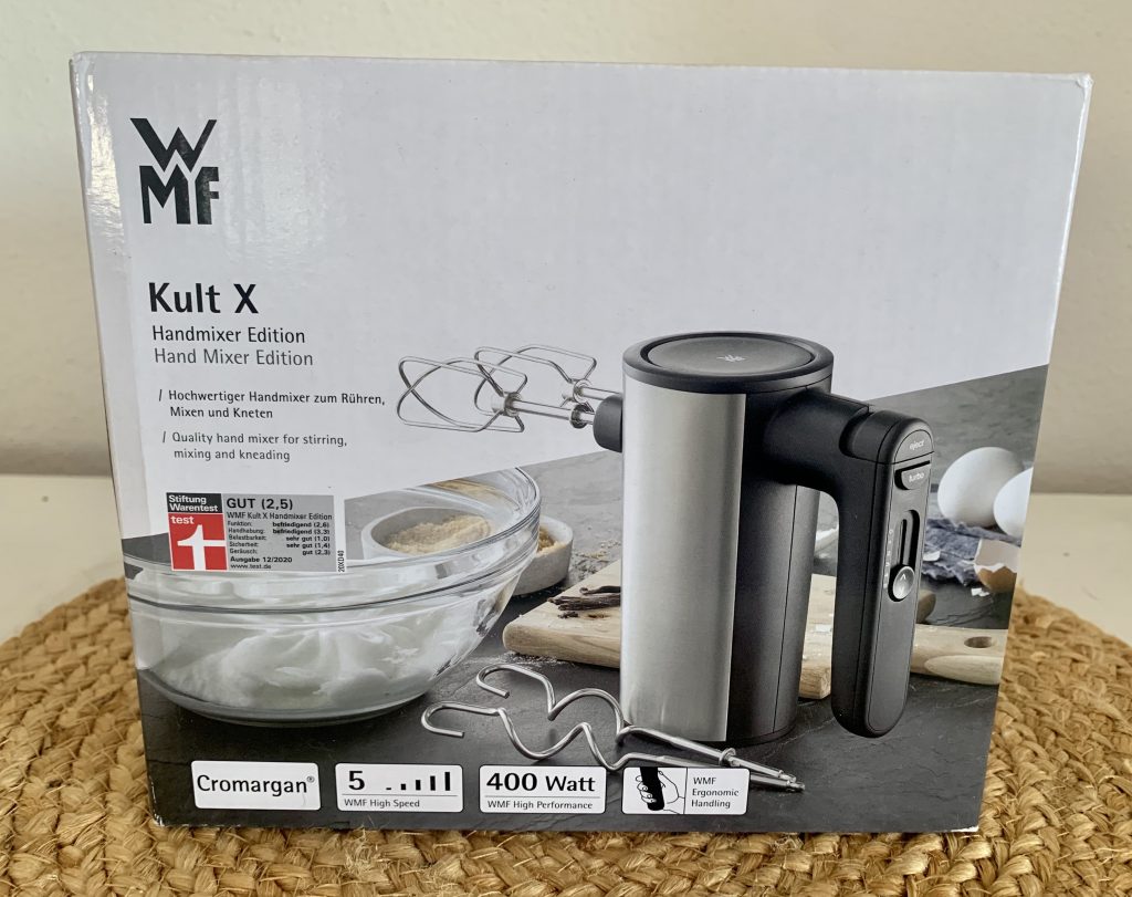 WMF Kult X Edition Handmixer im Karton von vorne