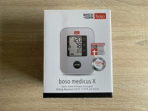 Boso medicus X Oberarm-Blutdruckmessgerät Verpackung