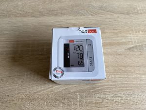 Boso medistar+ Handgelenk Blutdruckmessgerät Verpackung