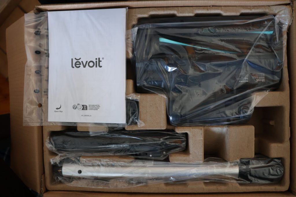 Levoit LVAC-200 Staubsauger Karton Inhalt 1