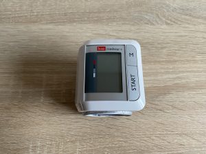Boso medistar+ Handgelenk Blutdruckmessgerät Vorderseite