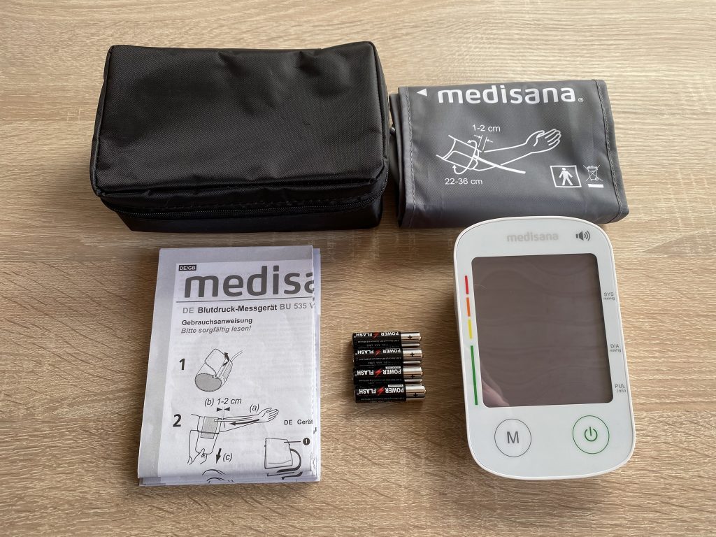 Medisana BU 535 voice Oberarm-Blutdruckmessgerät ausgepackt
