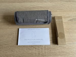 Withings BPM Connect Oberarm-Blutdruckmessgerät ausgepackt