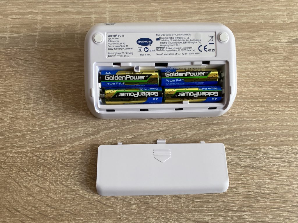 Veroval Compact Oberarm-Blutdruckmessgerät eingelegte Batterien