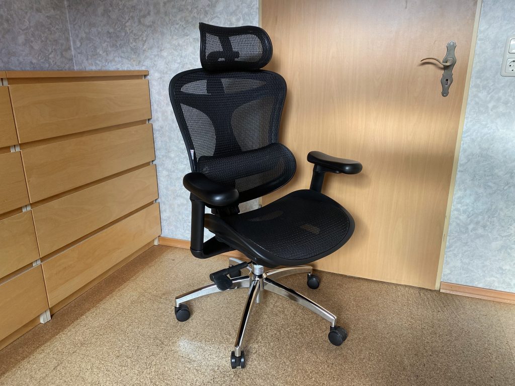 SIHOO Doro C300 Bürostuhl Ansicht schräg vorne