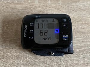 OMRON RS7 Intelli IT Handgelenk-Blutdruckmessgerät Anzeige Messrgebnis