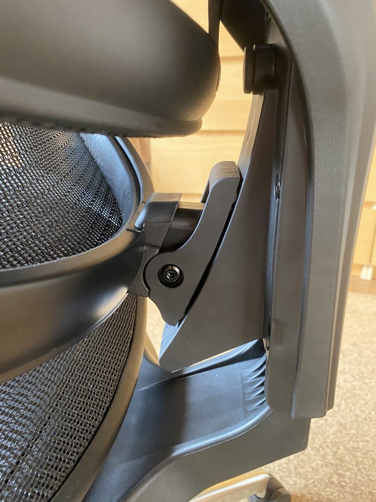 SIHOO Doro C300 Bürostuhl Detail Führung Lordosenstütze