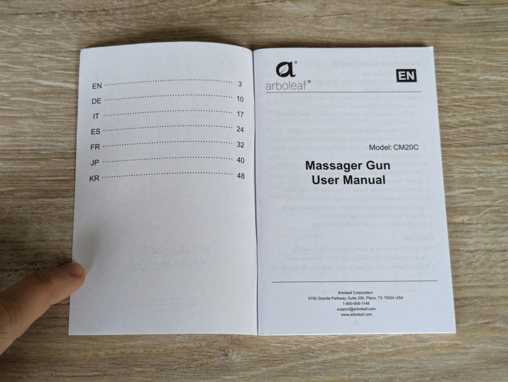 Anleitung der arboleaf CM20C Massagepistole geöffnet