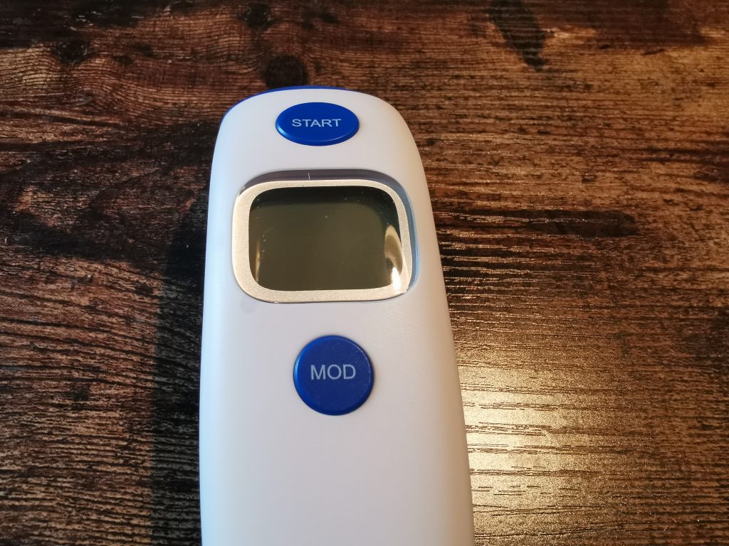 Berrcom ET003 Ohrthermometer Display und Bedienelemente