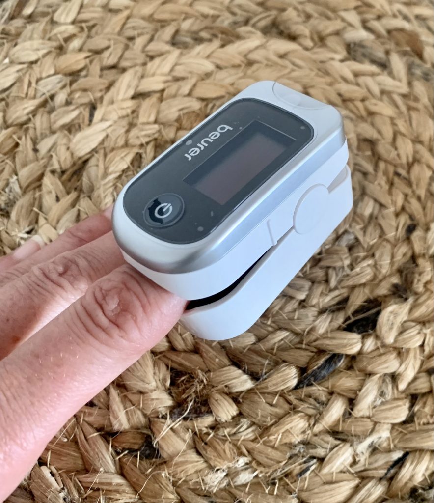 Beurer PO 40 Pulsoximeter auf dem Finger