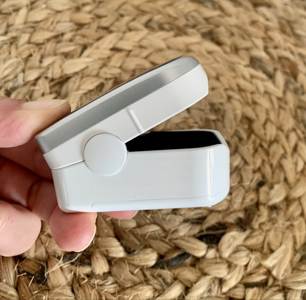 Beurer PO 40 Pulsoximeter geöffneter Clip