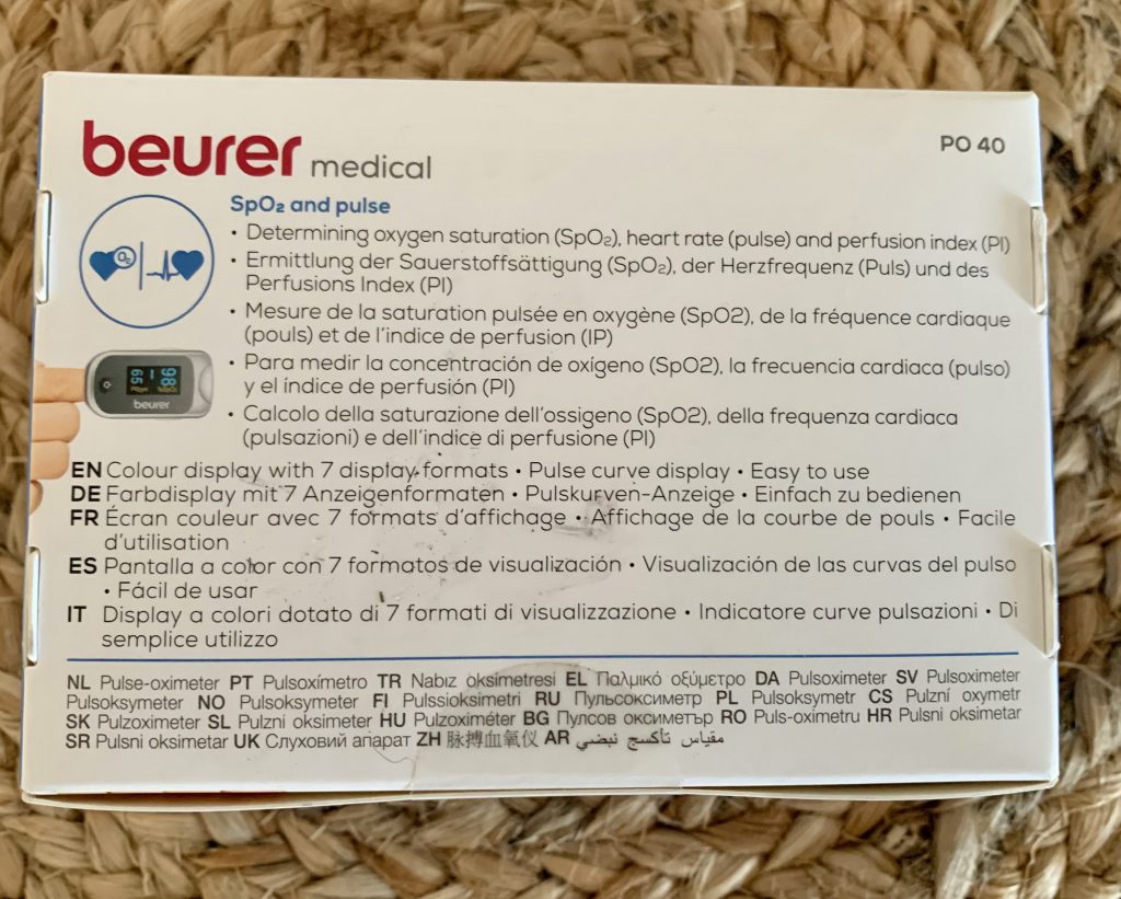 Beurer PO 40 Pulsoximeter in der Verpackung von hinten