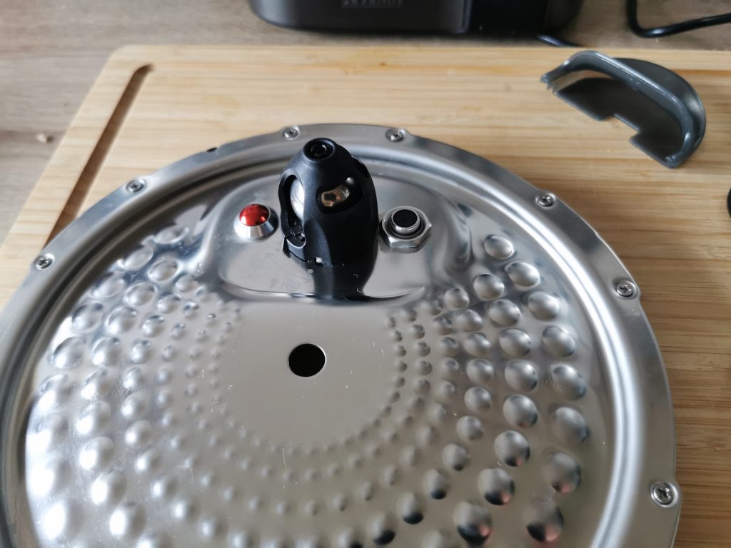 Cook4me Touch WiFi Kugel einsetzen